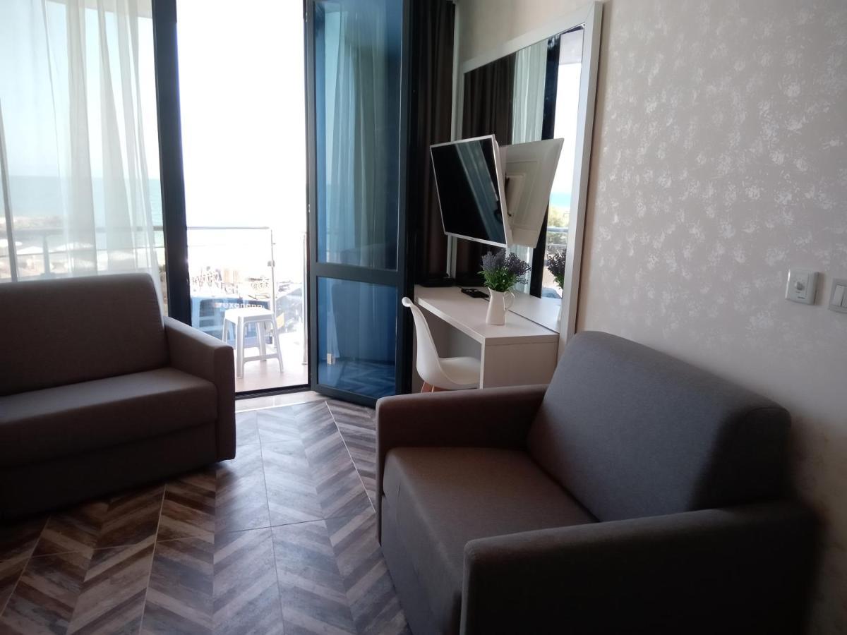Апартаменты Sea View Triple S B Поморие Экстерьер фото