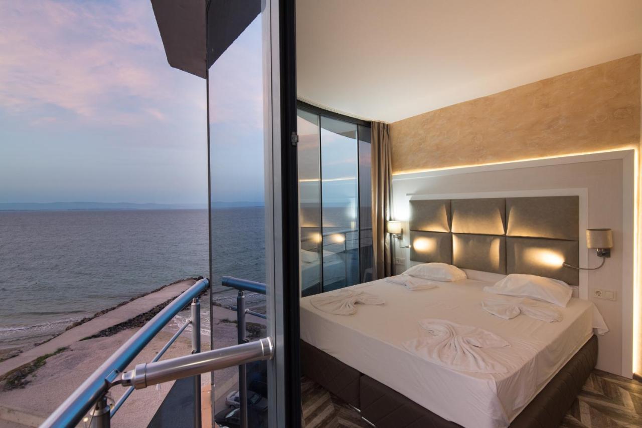 Апартаменты Sea View Triple S B Поморие Экстерьер фото